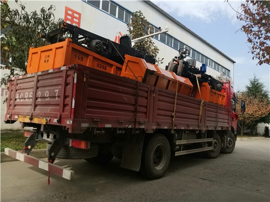 洛陽欒川四臺三噸礦用電動三輪車發貨