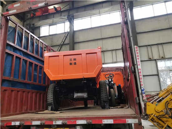 湖南岳陽電動三輪車發貨